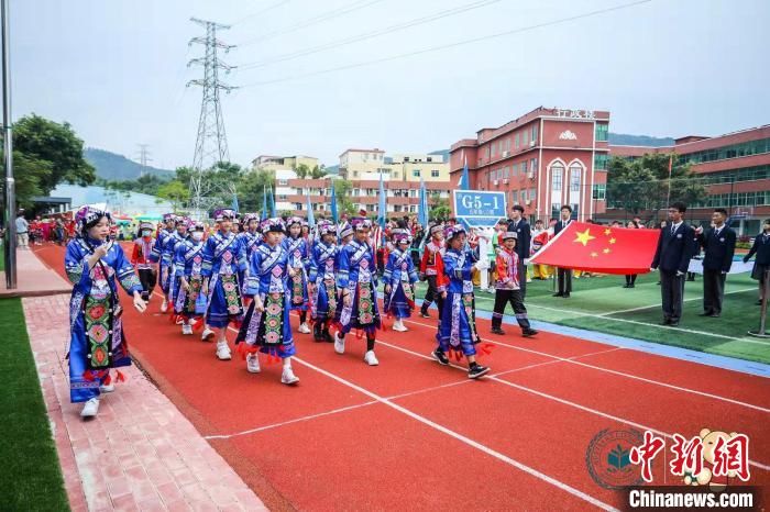 大港澳子弟学校|内地首家港澳子弟学校强化体育教学 推“运动苗圃”理念