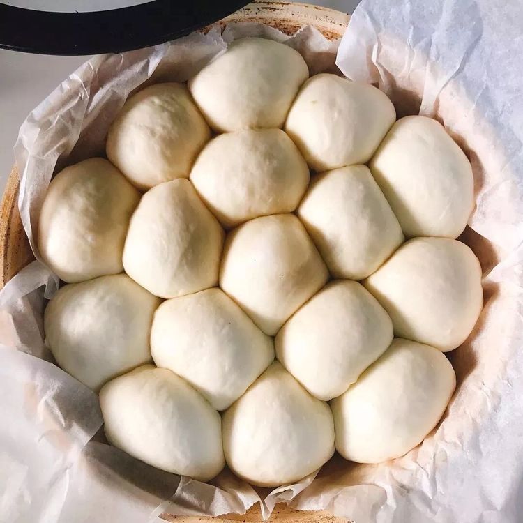 想吃面包不用买,只需个平底锅,自己做的零添加,比买的还松软