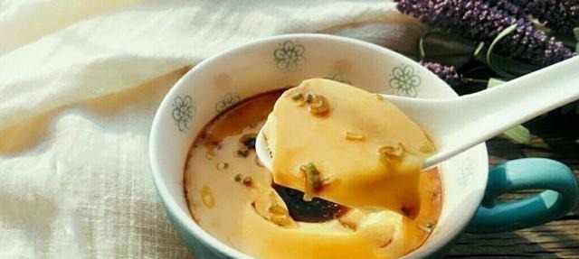 蒸鸡蛋羹,别只知道加温水,滴上几滴“它”,蛋羹细滑无蜂窝