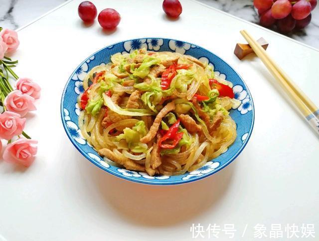 包菜|晚餐既能瘦身又美味，既是主食又是菜，低脂健康又营养