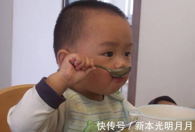 宝妈|儿科医生带娃做到“早上3戒,晚上2坚持”,孩子脾胃好不积食