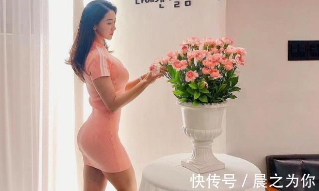 女模特|韩国女模特,坚持健身只为塑造完美曲线,好身材宛若行走的衣架