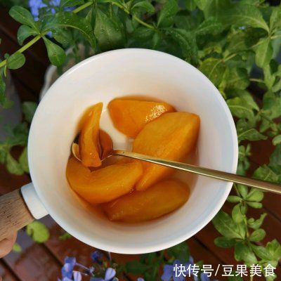 罐头|自制黄桃罐头，夏日清凉桃子香
