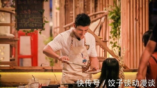 身影|龚俊《中餐厅》时常不见身影,一心干活,性格太好实力圈粉