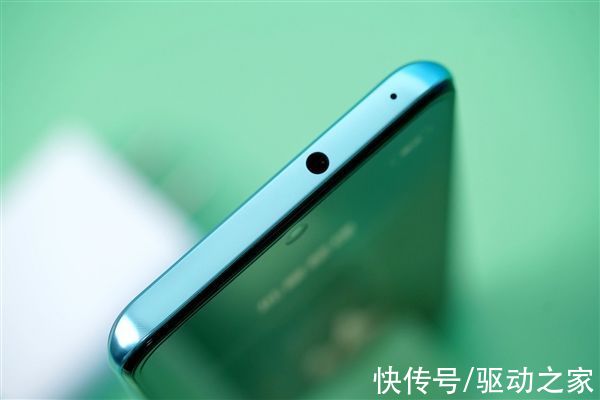 cpu|120Hz高刷+5000大电池 vivo T1电光青图赏