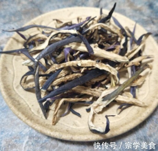 植物纤维|4种“晒干”更香的蔬菜,存着冷天炖肉,放再久也不会变质!