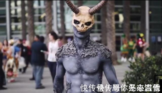 小百科|什么才叫硬核cos买个道具戴个假发并不算硬核,这些才是大神