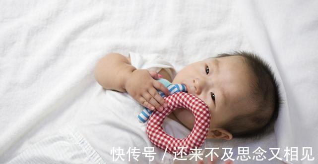 发育|五个月宝宝的发育情况、具备了哪些能力?来看看你家娃达标了吗