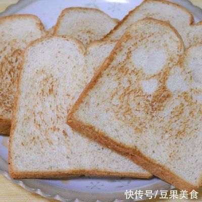 吐司|简单美味，十分钟健康早餐：土豆泥沙拉三明治走起