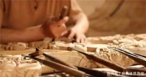 发现|他将私房钱嵌在罗汉木雕里,藏了600多年,两任收藏家都没发现