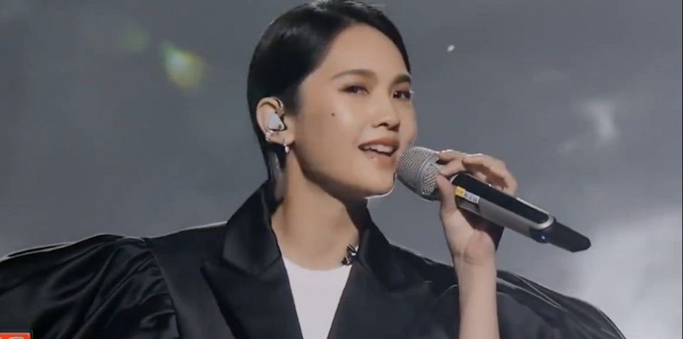 张柏芝太会选了，抱王霏霏大腿进总决赛，李菲儿投靠那英逆袭出圈