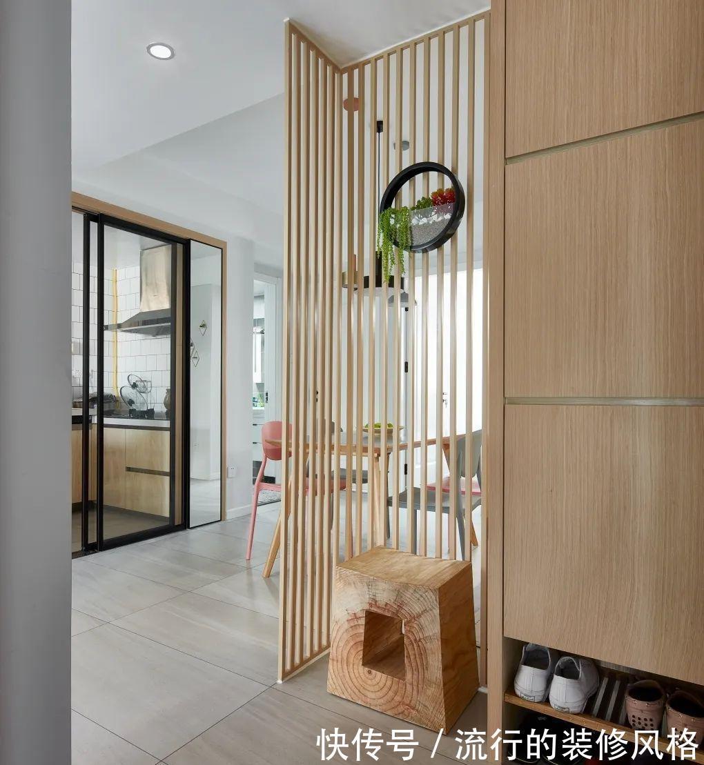 实用|玄关墙这样设计，简单实用个个经典，别再说不会装了！