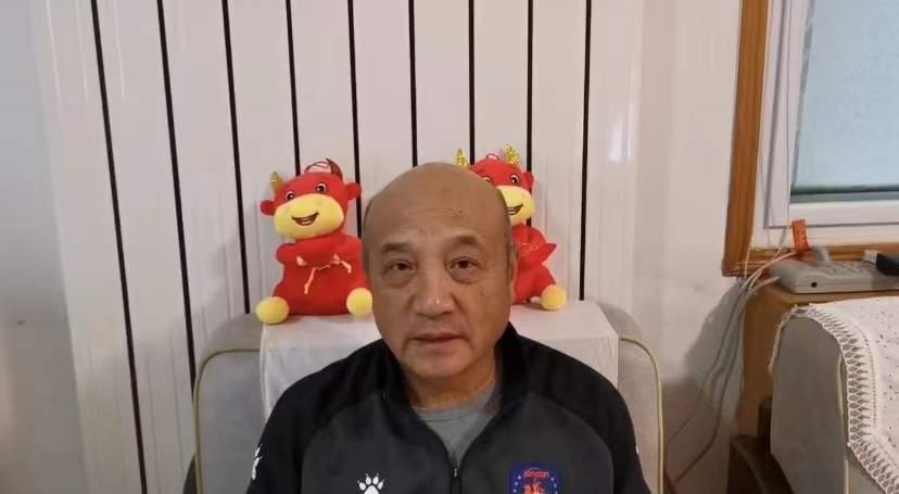 殷鐵生|捷報(bào)傳萬(wàn)里！泰山隊(duì)重奪中超冠軍，“老伙計(jì)”發(fā)來(lái)祝福
