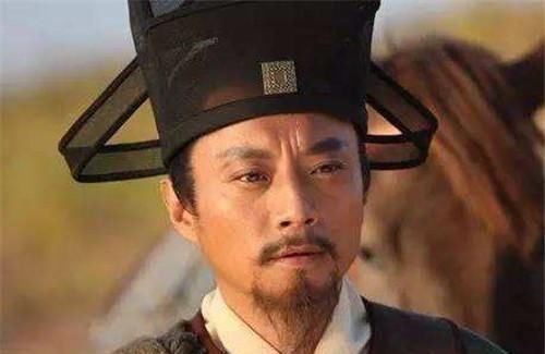 宋江&水浒传中最伪善的人是谁?不是宋江吴用,此人看似忠义实则最歹毒