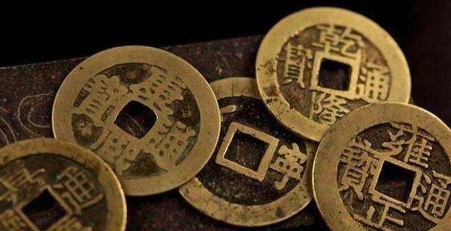 皇帝|古代皇帝赏赐的“黄金百两”,相当于现在多少钱?看完扎心了