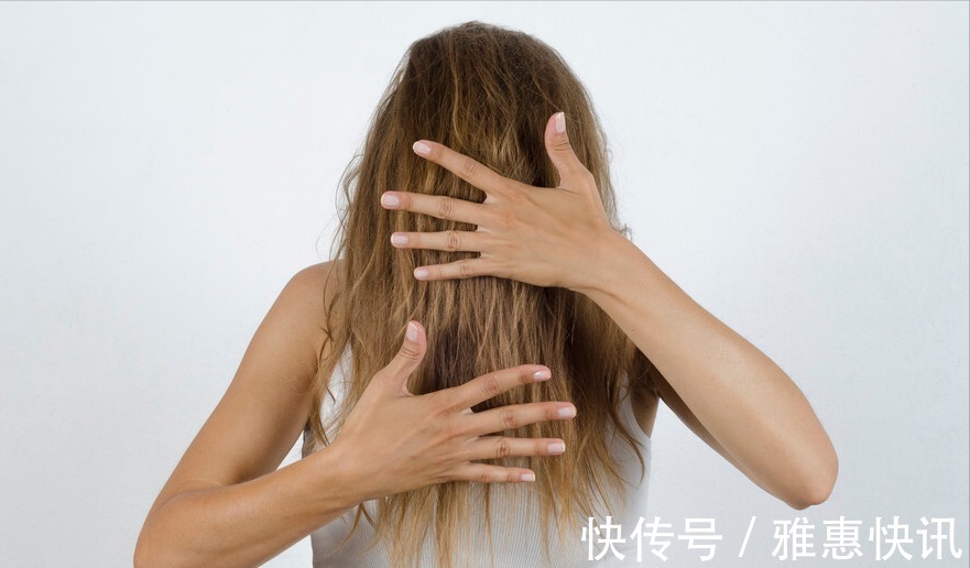 鳞片 染发后多久可以洗头发?搞懂这三个细节,颜色更持久发质更有质感