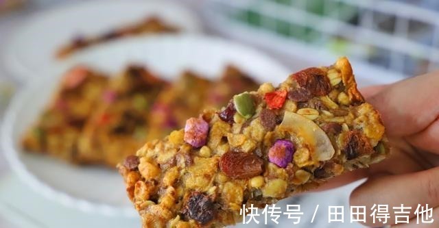 奇亚籽|入秋后多吃粗粮，做成早餐饼，低脂低热量，营养饱腹不怕胖！