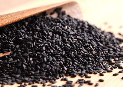 降压药|长期服用降压药的人，若常出现这3个现象，或要引起警惕