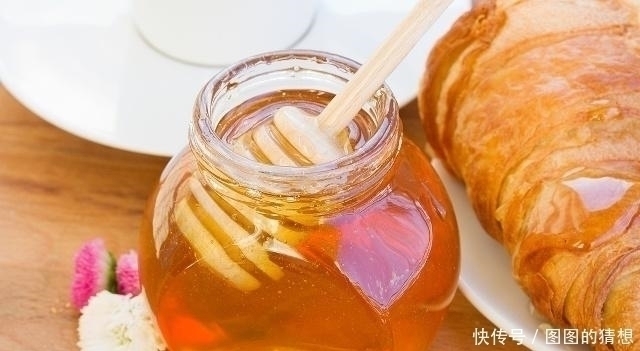 酸梅|子宮“喜歡”3種食物，女人若每天吃，“子宮肌瘤”會躲著走