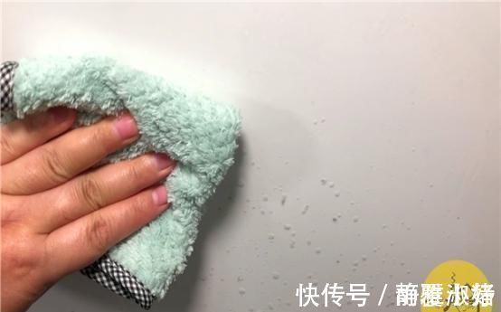 把牙膏和白醋放在一起，作用真厉害了，很多人一直不懂，快看一看