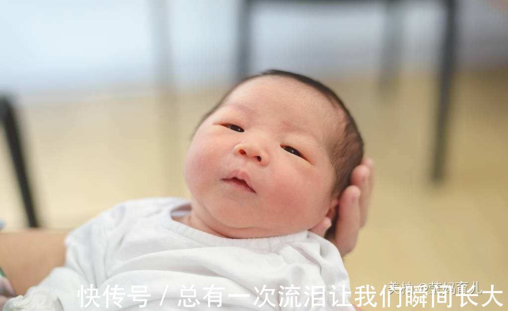 护臀霜|三个月前宝宝长得快,护理牢记“三勤五不要”,奶奶和妈妈要记住