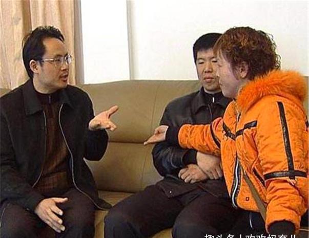 “为啥判我儿子错”，小学生“11-4=7”被老师打叉，家长不服质问