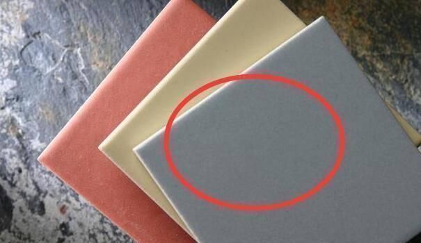 师傅|铺瓷砖是薄的好还是厚的好老师傅说了一番大实话，后悔