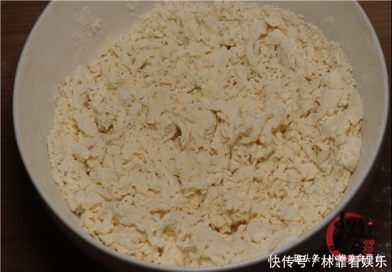 吃了半辈子面粉,头一次见这种做法,真是高手在民间,先收藏了