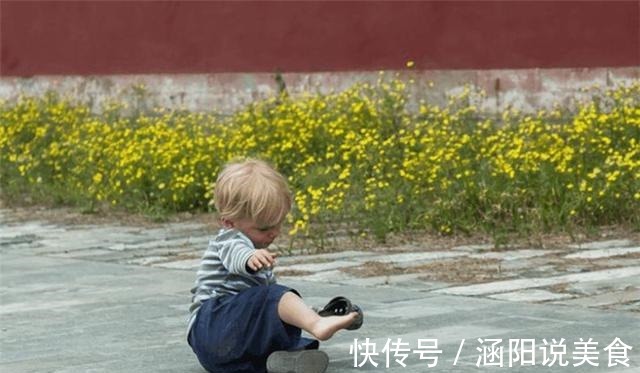 小张|为何孩子走路总是爱摔跤很可能是“视觉智能”不足,家长要重视