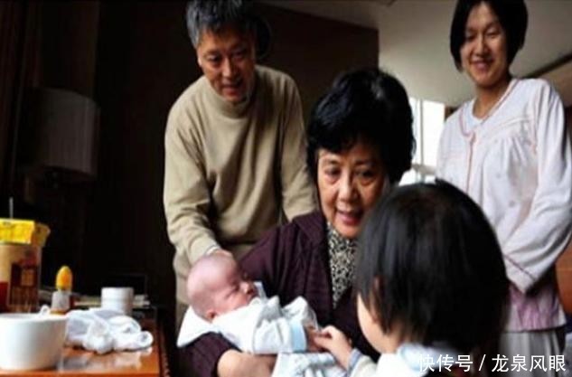 共鸣|“别让亲妈照顾自己坐月子”，90后新手宝妈的话，引起网友共鸣