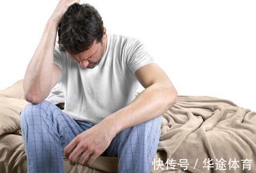 信号|脑梗不是突如其来的!晨起后身体出现2种异常,要小心是脑梗信号