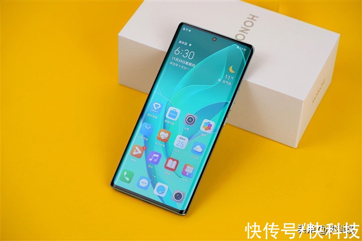 iphone|“2021年手机颜值天花板”当之无愧 荣耀60 Pro流光四曲屏堪称惊艳