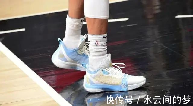 jordan NBA球员上脚海沃德穿安踏联名款,哈雷尔的定制球鞋很骚