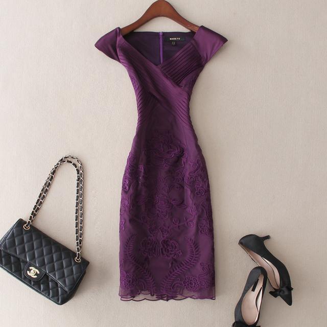 小蛮腰|一件旗袍裙,一个心情,一个婀娜多姿的身段,一种名门望族的气质