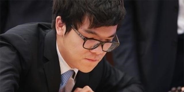 周柳萍|中国天才棋手:8胜韩国,制霸日本,7夺世界冠军,年仅23岁