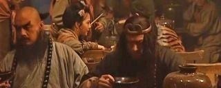 同样是被发配,为什么林冲受尽折磨,而武松有酒肉