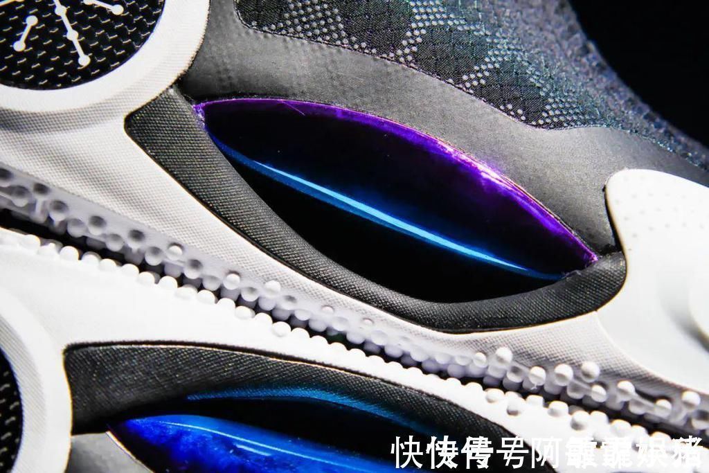 签名 最适合大众的旗舰签名实战鞋!虽是国产卖千元也别喊贵