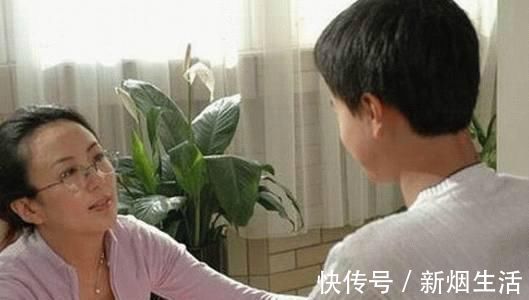 心理健康|年轻妈妈当着儿子面换衣服毫不避讳，总觉得孩子小，儿子的举动让她慌了