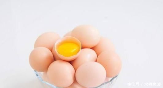 孩子吃雞蛋患上白血病雞蛋若這樣吃,家長(zhǎng)一口都別喂,危害太大