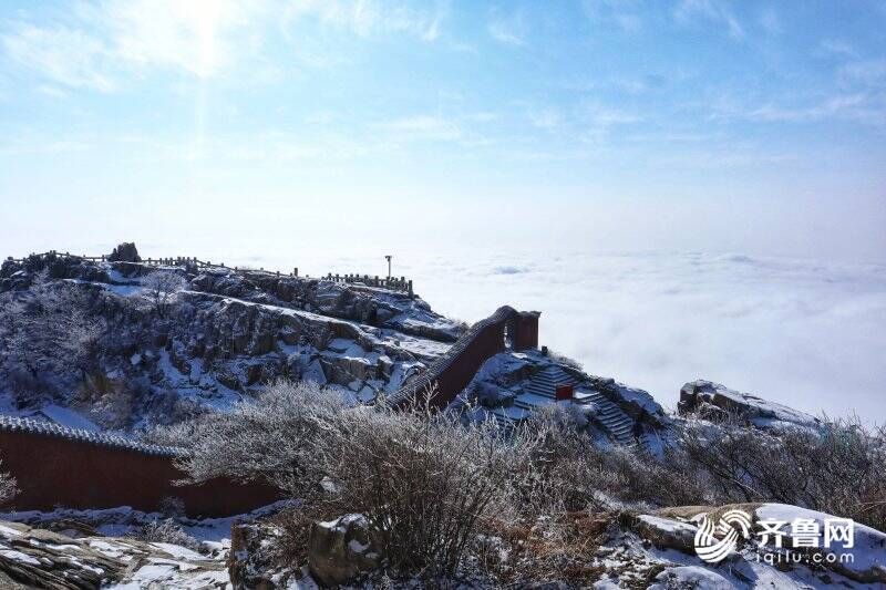 泰山之巅|雪霁初晴 泰山之巅云雾缭绕仙气十足