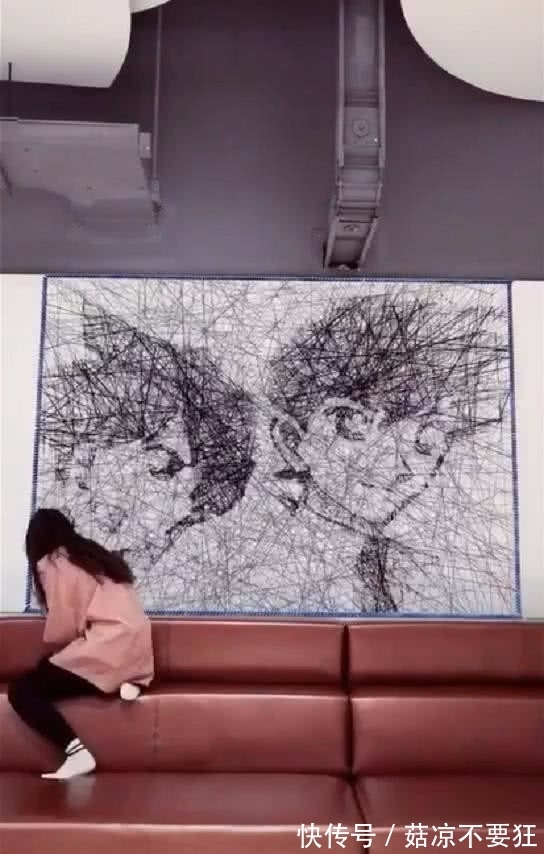 名侦探柯南|女孩用毛线作画，在墙上画出名侦探柯南，网友：高手
