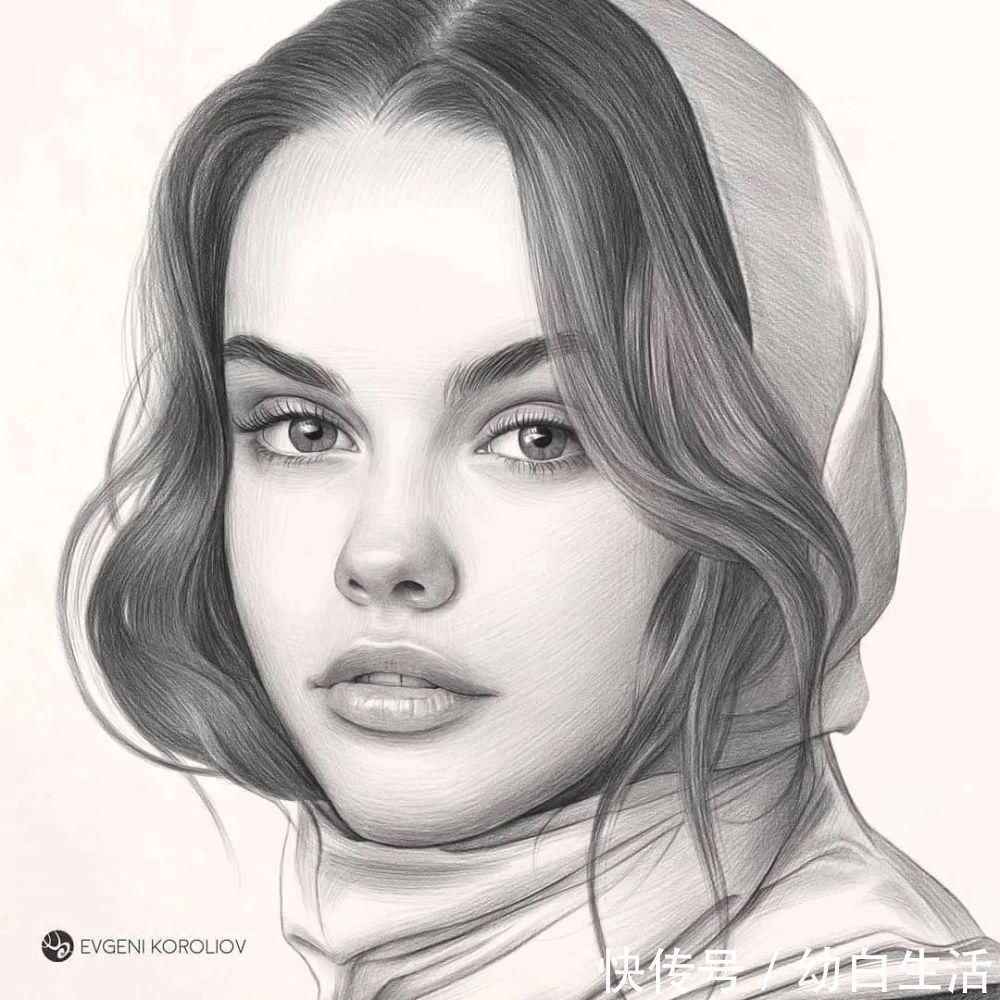 手绘$总被怼素描画得像头盔,瞧她用自动铅笔画,笔笔都是功力,厉害了!