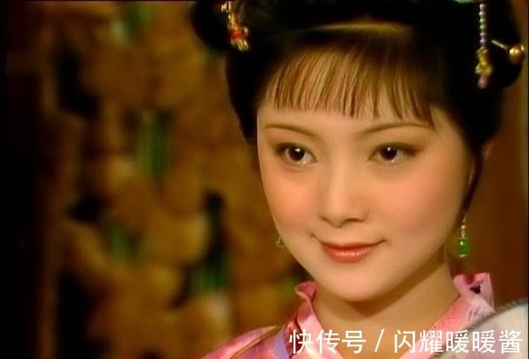 贾宝玉$黛玉死后,宝玉留下两件一模一样的遗物,宝钗大惊,后悔嫁给宝玉