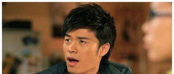 鄧超陳赫退出《跑男》是對(duì)的看到李晨的現(xiàn)狀,網(wǎng)友明智之舉