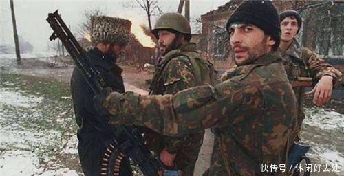 买点|史上最搞笑战争,打到一半没子弹,指挥官别慌,我到敌人那买点