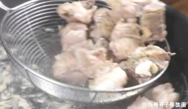 它是天然的增高剂,夏天吃正合适,尤其孩子,强壮骨骼长高个