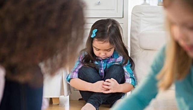 孩子|16岁男孩写字宛如印刷体,获700w网友点赞,父母却说孩子有病