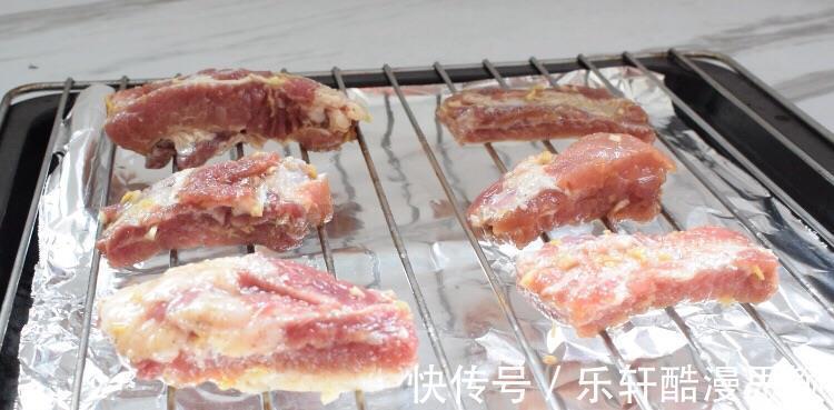 排骨|经典味道蜜汁肋排,简单易做好上手,Q弹滑口肉质饱满