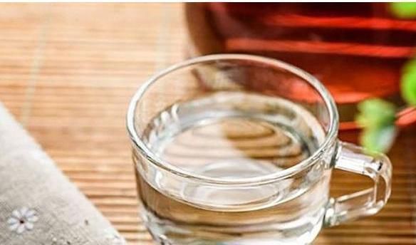 饮水|糖尿病患者这么喝水,并发症起码晚来5年