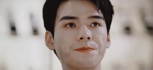 大是大非|王一博和龚俊才是背锅侠,戏拍完了,对手也玩完了,粉丝还在挣扎